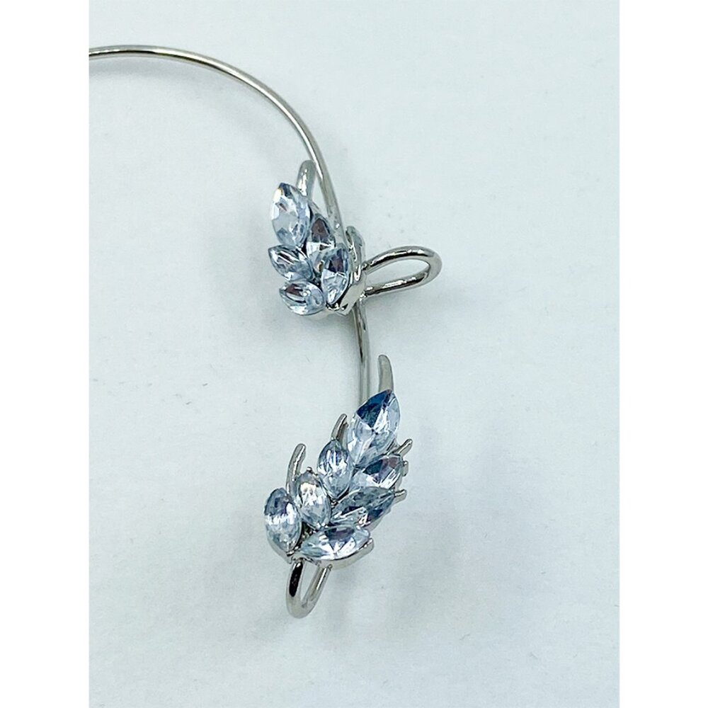 🔵 Left Ear Cubic Zirconia Climber Ear Cuff Crawler NWT - Picture 4 of 5